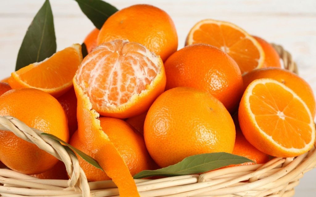 13 Amazing Benefits of Orange Essential Oil