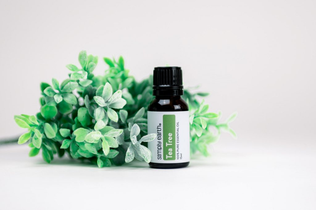 tea tree essential oil, benefits of tea tree oil