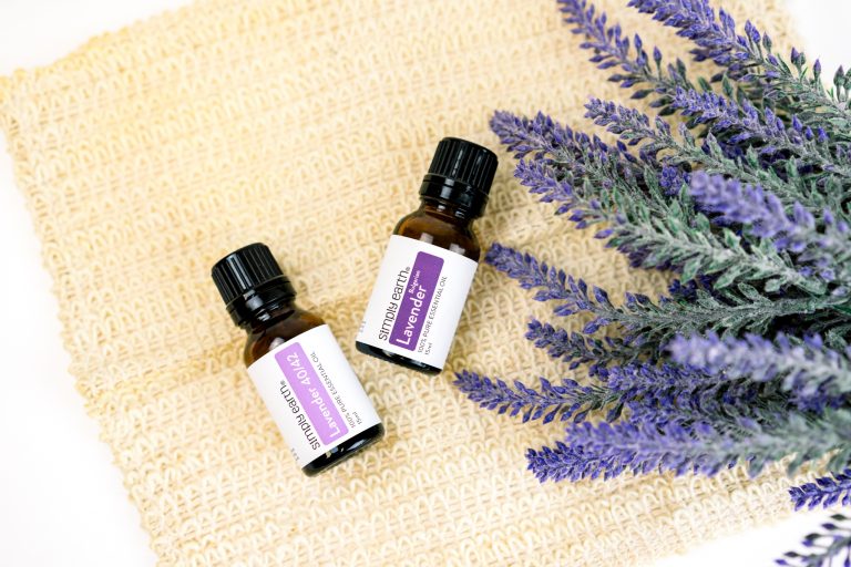 Uses And Benefits Of Lavender Essential Oil Simply Earth Blog