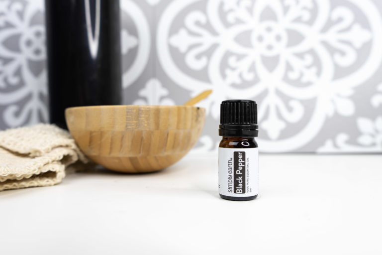 Black Pepper Essential Oil Benefits, Uses & Recipes Simply Earth Blog