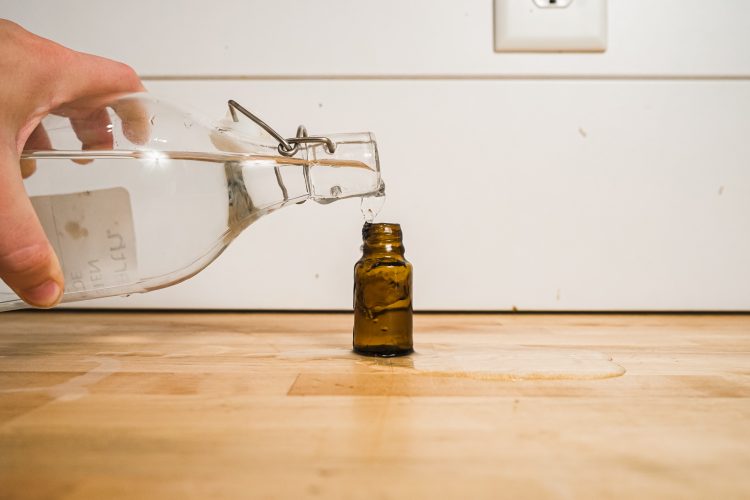 How to Clean & Reuse Essential Oil Bottles Simply Earth Blog