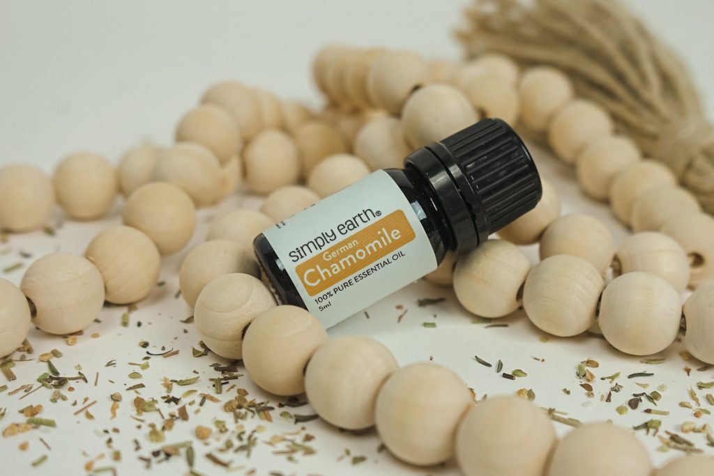 The Uses and Benefits of Roman Chamomile Essential Oil – Natural Zen Home  Fragrance Studio