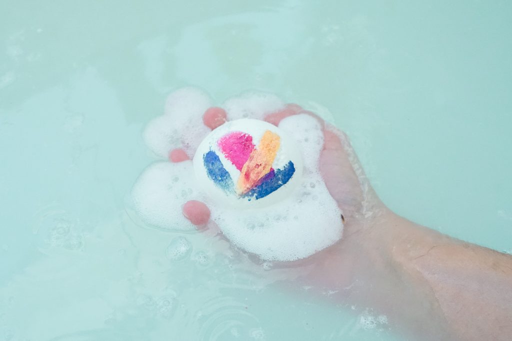 Shark Bath Bomb Recipe + Secret Ingredient - Simply Earth Blog