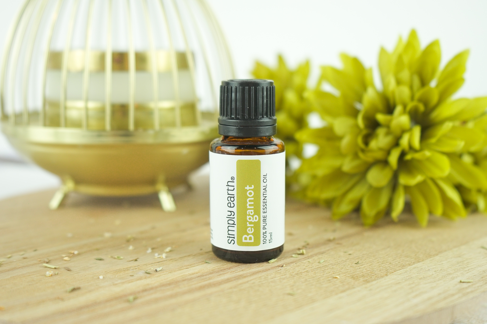 Bergamot Essential Oil Benefits, Uses, and Recipes - Simply Earth Blog