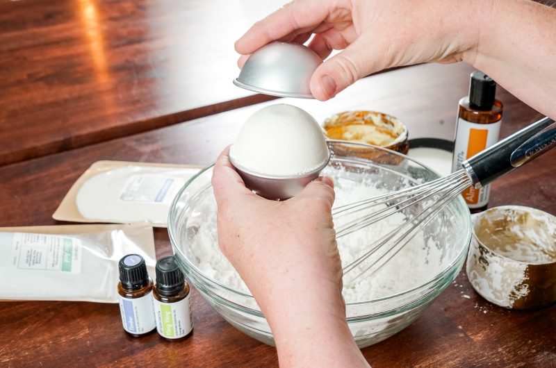 How to Make a DIY Butter Bliss Bath Bomb