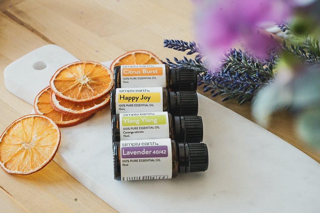 Best Essential Oils for Uplifting Mood