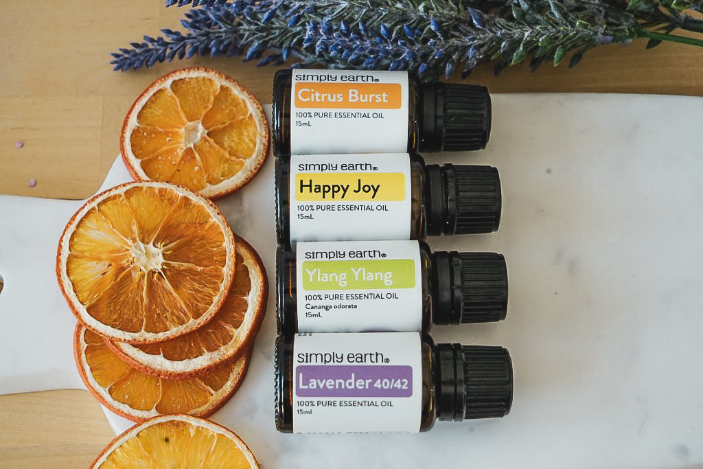 Best Essential Oils for Uplifting Mood